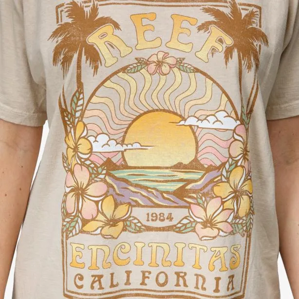 Tshirts and Tanks Women REEF Boyfriend Short Sleeve TShirt Camel