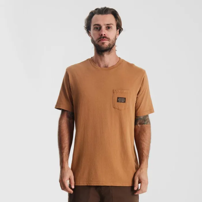 Tees Men Roark Label Pocket Premium Tee Pignoli Brown
