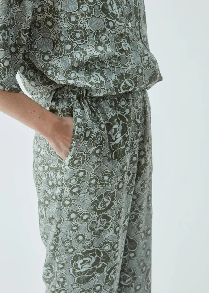 Women Leo Print Pants Sage Rose Modstrm Pants and Leggings Women Leo Print Pants Sage Rose Modstrm Pants and Leggings