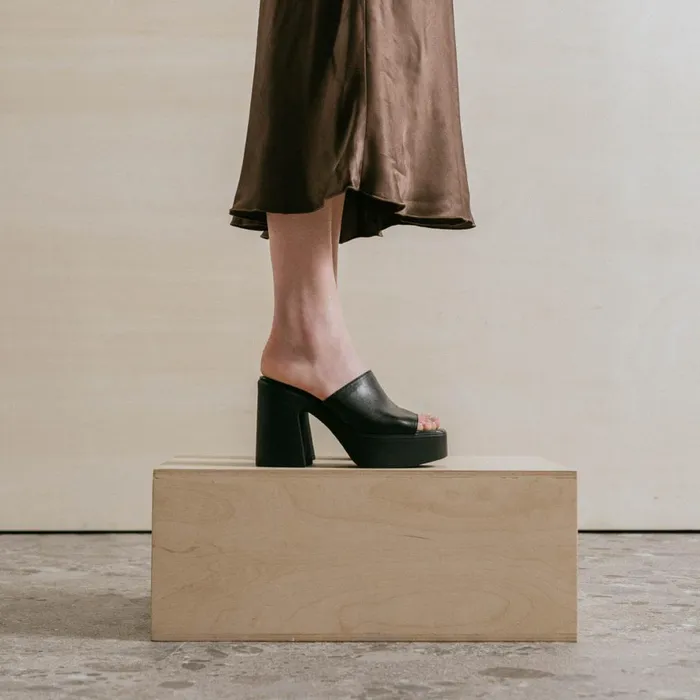 Women Mules Clogs Jonak Open Toe Platform Mules