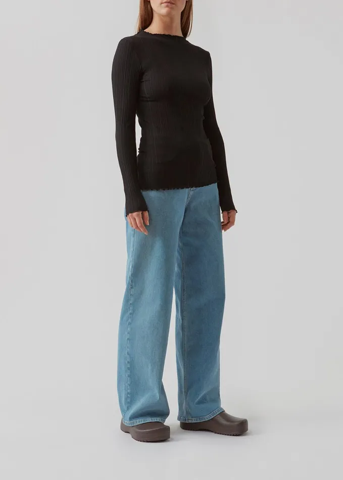 Women OasisMD Tneck Black Modstrm Tops