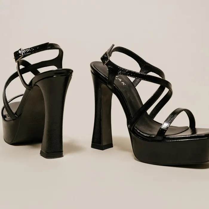 Women Sandals Jonak Platform Sandals With Crossed Straps