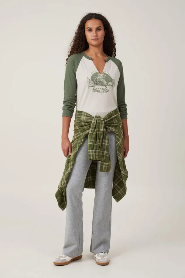 Women Tops Cotton On Waffle Raglan Graphic Longsleeve Welcome To The Wild Westwashed Apline Stone