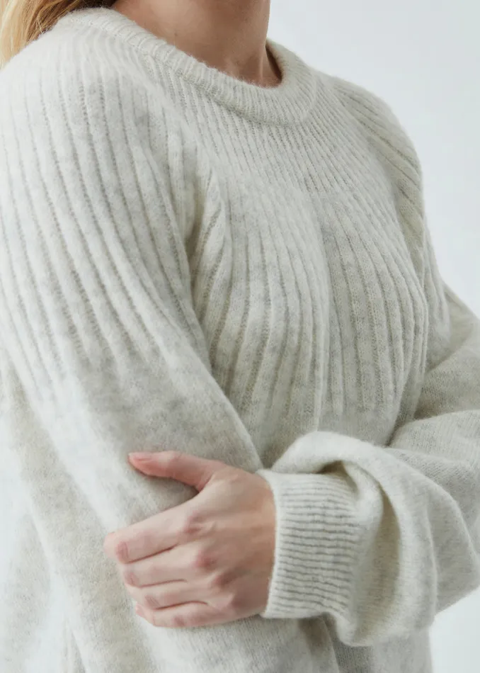 Women Truce Oneck Off White Modstrm Blouses and Knitwear