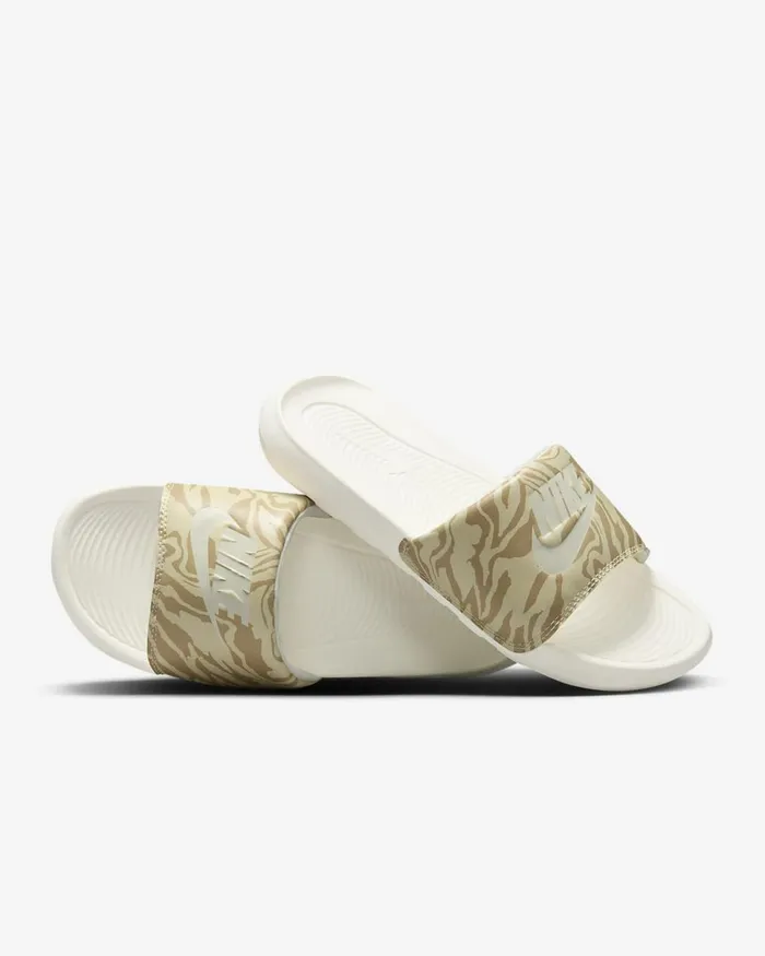 Women Victori One Sailcoconut Milksesamesail Nike Lifestyle